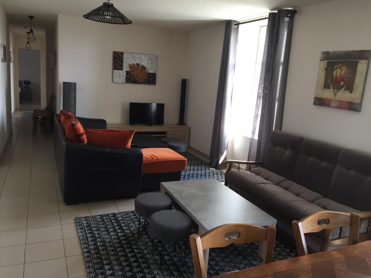 Auberge De La Tour Freycenet-la-Tour ภายนอก รูปภาพ